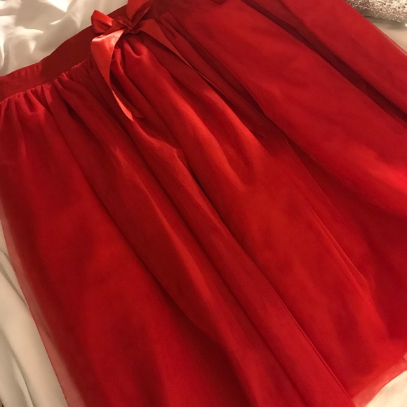 Red tulle skirt - Picture 2 of 2